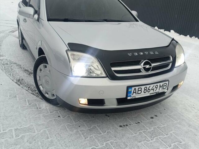 Сірий Опель Вектра, об'ємом двигуна 1.6 л та пробігом 177 тис. км за 4100 $, фото 1 на Automoto.ua