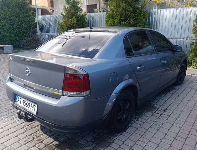 Сірий Опель Вектра, об'ємом двигуна 2.2 л та пробігом 312 тис. км за 2300 $, фото 1 на Automoto.ua