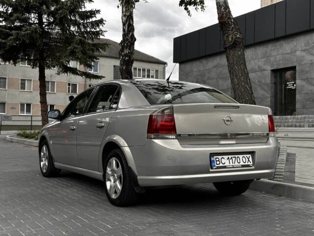 Сірий Опель Вектра, об'ємом двигуна 2.2 л та пробігом 220 тис. км за 3850 $, фото 1 на Automoto.ua