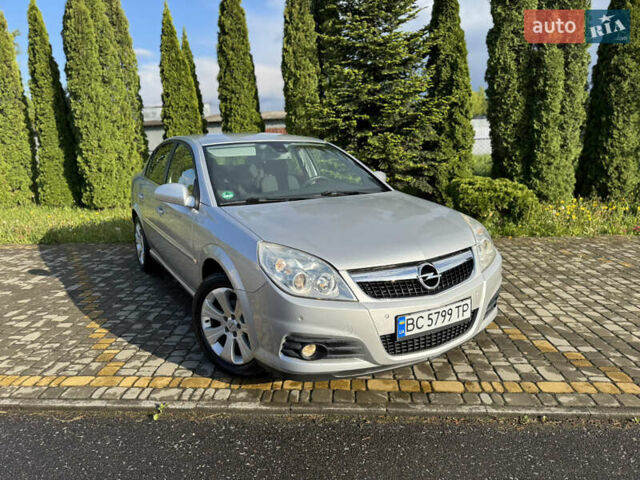 Сірий Опель Вектра, об'ємом двигуна 2.2 л та пробігом 180 тис. км за 5350 $, фото 1 на Automoto.ua