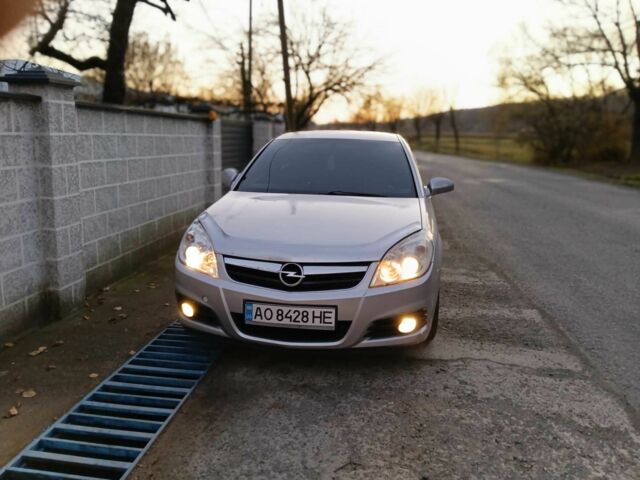 Серый Опель Вектра, объемом двигателя 1.9 л и пробегом 315 тыс. км за 4200 $, фото 1 на Automoto.ua