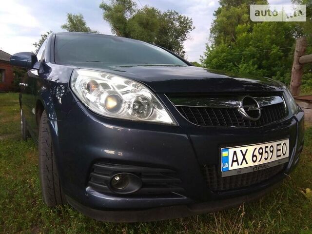 Серый Опель Вектра, объемом двигателя 2.2 л и пробегом 235 тыс. км за 4500 $, фото 1 на Automoto.ua