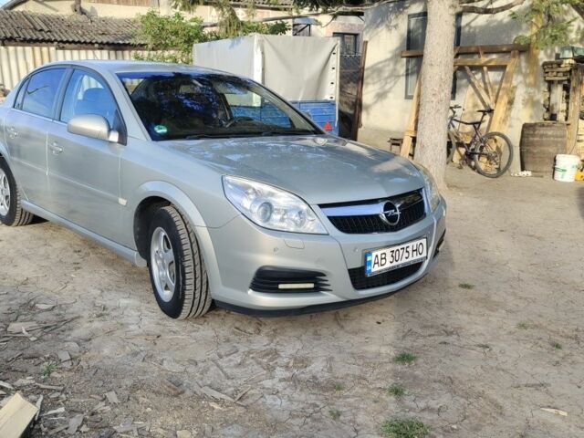 Сірий Опель Вектра, об'ємом двигуна 2.2 л та пробігом 163 тис. км за 5300 $, фото 1 на Automoto.ua
