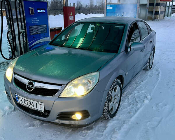 Сірий Опель Вектра, об'ємом двигуна 2.2 л та пробігом 285 тис. км за 3950 $, фото 1 на Automoto.ua