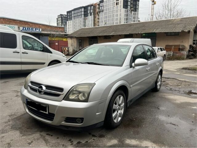 Сірий Опель Вектра, об'ємом двигуна 1.9 л та пробігом 241 тис. км за 2200 $, фото 1 на Automoto.ua