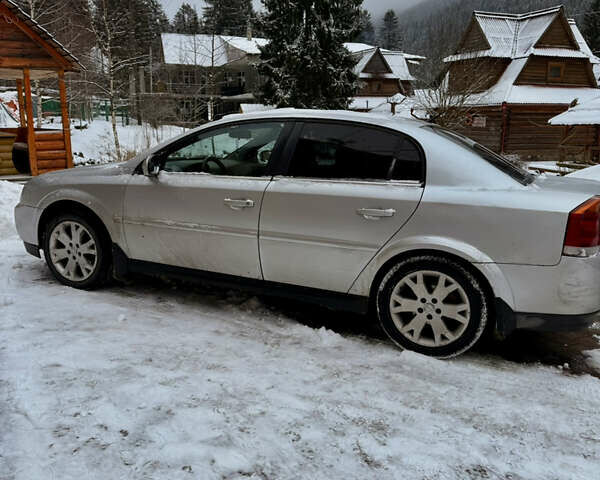 Серый Опель Вектра, объемом двигателя 2.2 л и пробегом 295 тыс. км за 4200 $, фото 1 на Automoto.ua