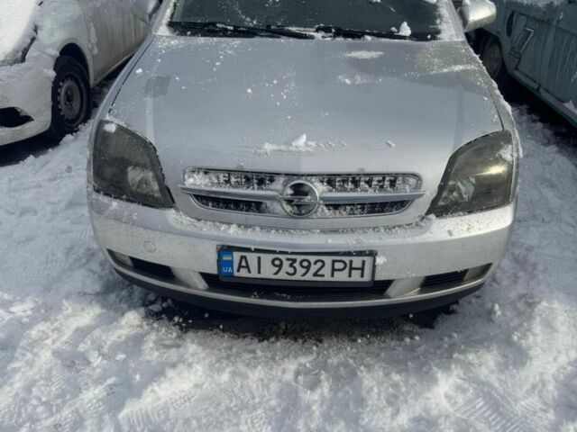 Сірий Опель Вектра, об'ємом двигуна 2.2 л та пробігом 300 тис. км за 2500 $, фото 1 на Automoto.ua