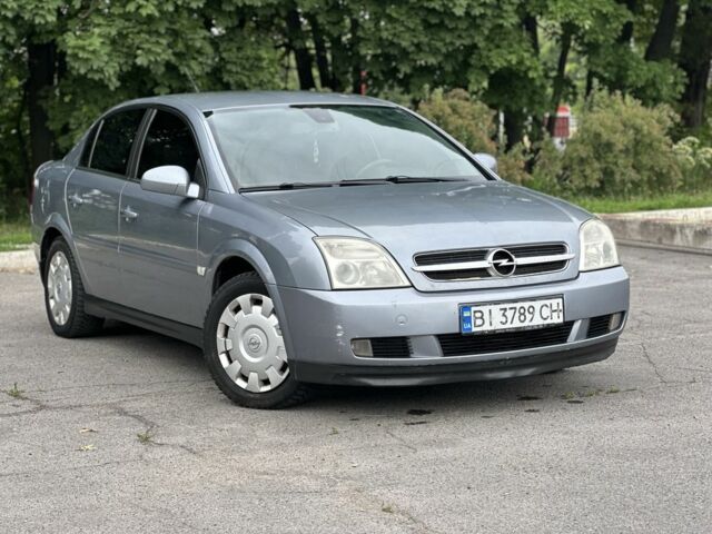 Сірий Опель Вектра, об'ємом двигуна 2.2 л та пробігом 240 тис. км за 3400 $, фото 1 на Automoto.ua