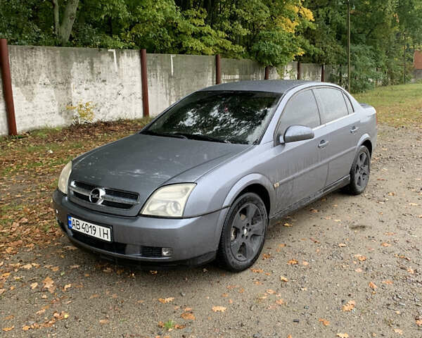Сірий Опель Вектра, об'ємом двигуна 2.2 л та пробігом 289 тис. км за 3450 $, фото 1 на Automoto.ua