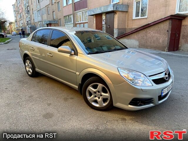 Сірий Опель Вектра, об'ємом двигуна 2.2 л та пробігом 219 тис. км за 5600 $, фото 1 на Automoto.ua