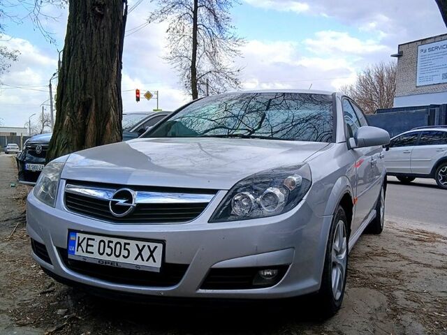 Серый Опель Вектра, объемом двигателя 1.8 л и пробегом 330 тыс. км за 4300 $, фото 1 на Automoto.ua