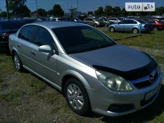 Серый Опель Вектра, объемом двигателя 0 л и пробегом 202 тыс. км за 4600 $, фото 1 на Automoto.ua