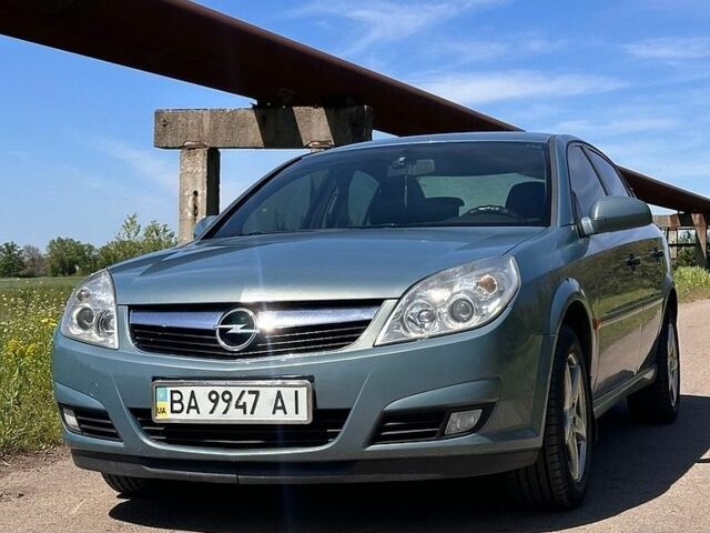 Сірий Опель Вектра, об'ємом двигуна 1.8 л та пробігом 227 тис. км за 5300 $, фото 1 на Automoto.ua