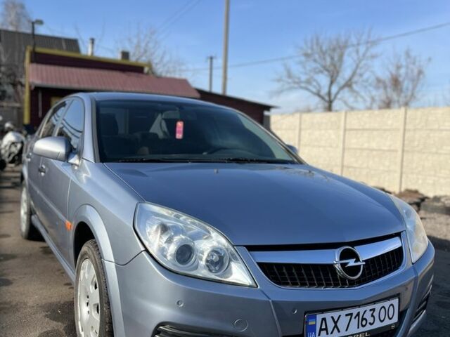 Сірий Опель Вектра, об'ємом двигуна 1.6 л та пробігом 160 тис. км за 5600 $, фото 1 на Automoto.ua