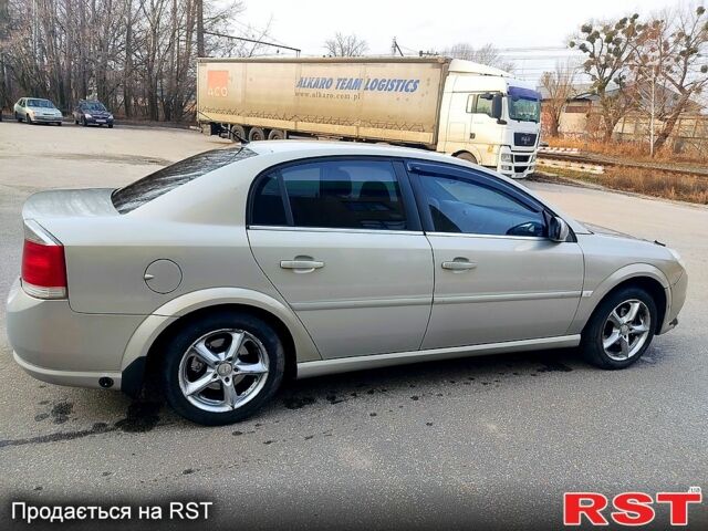 Опель Вектра 2006 в Харькове на Automoto.ua Серый Опель Вектра, объемом двигателя 2.2 л и пробегом 340 тыс. км за 4250 $, фото 1 на Automoto.ua