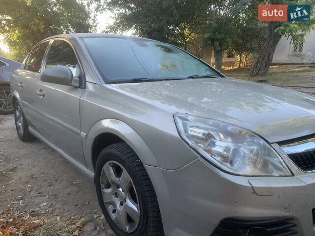 Сірий Опель Вектра, об'ємом двигуна 2.2 л та пробігом 225 тис. км за 4800 $, фото 1 на Automoto.ua