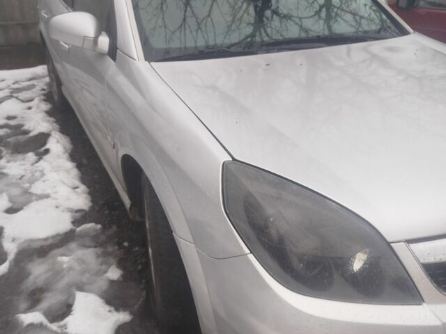 Серый Опель Вектра, объемом двигателя 0 л и пробегом 350 тыс. км за 5200 $, фото 1 на Automoto.ua