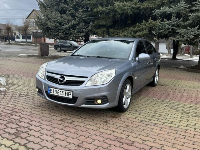 Серый Опель Вектра, объемом двигателя 2.2 л и пробегом 250 тыс. км за 5600 $, фото 1 на Automoto.ua