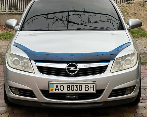 Сірий Опель Вектра, об'ємом двигуна 2.2 л та пробігом 257 тис. км за 4000 $, фото 1 на Automoto.ua