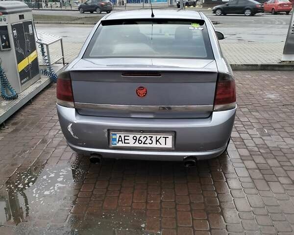 Серый Опель Вектра, объемом двигателя 1.6 л и пробегом 220 тыс. км за 4000 $, фото 1 на Automoto.ua