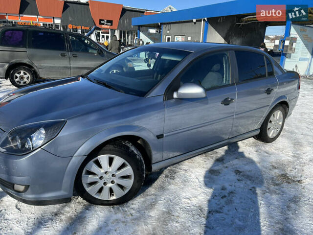 Серый Опель Вектра, объемом двигателя 1.6 л и пробегом 280 тыс. км за 4200 $, фото 1 на Automoto.ua