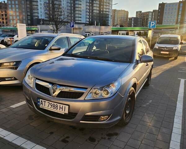 Серый Опель Вектра, объемом двигателя 2.2 л и пробегом 136 тыс. км за 5300 $, фото 1 на Automoto.ua