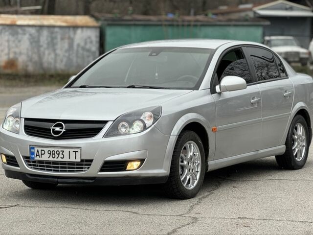 Сірий Опель Вектра, об'ємом двигуна 2.2 л та пробігом 256 тис. км за 3900 $, фото 1 на Automoto.ua