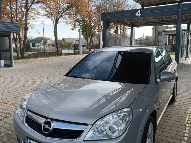 Сірий Опель Вектра, об'ємом двигуна 2.2 л та пробігом 240 тис. км за 4300 $, фото 1 на Automoto.ua