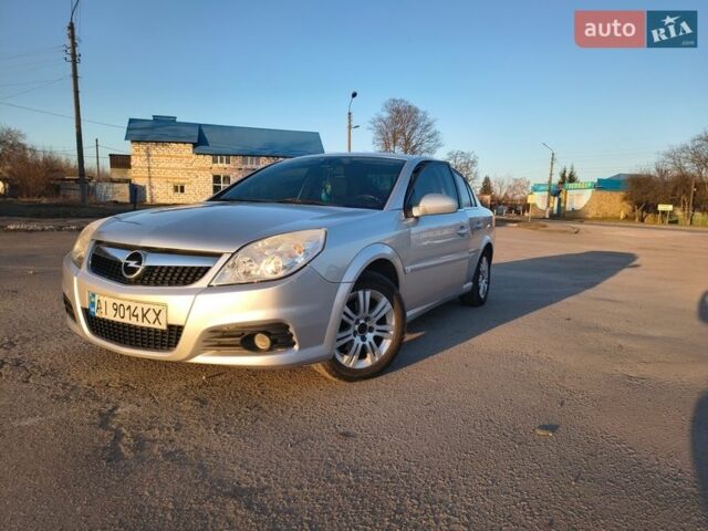 Сірий Опель Вектра, об'ємом двигуна 2.2 л та пробігом 300 тис. км за 4150 $, фото 1 на Automoto.ua