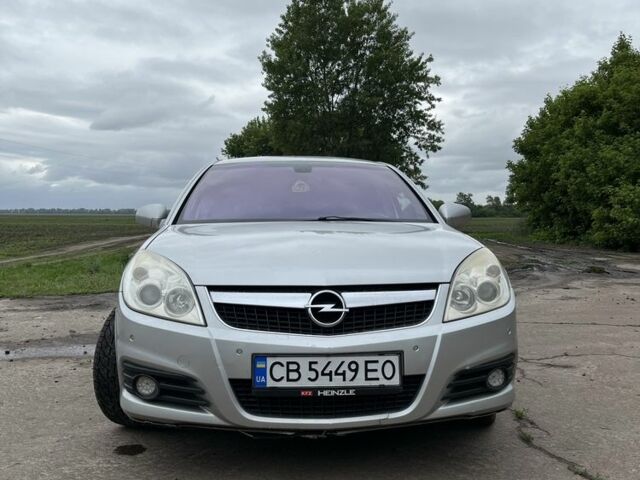 Сірий Опель Вектра, об'ємом двигуна 2.2 л та пробігом 223 тис. км за 4700 $, фото 1 на Automoto.ua