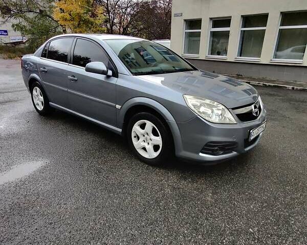 Серый Опель Вектра, объемом двигателя 2.2 л и пробегом 264 тыс. км за 4600 $, фото 1 на Automoto.ua