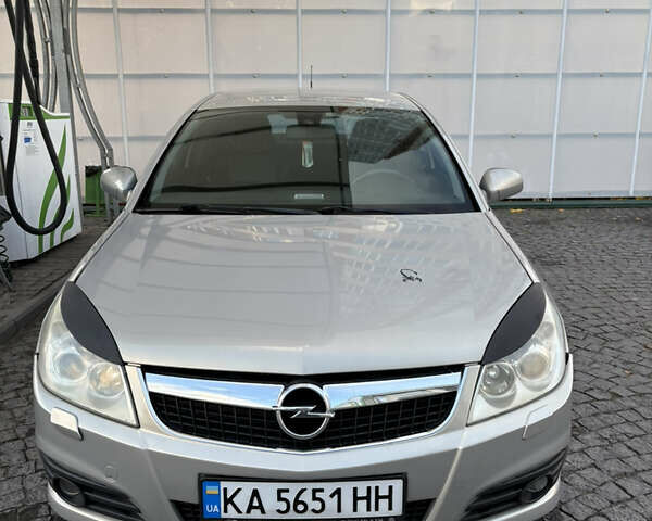 Сірий Опель Вектра, об'ємом двигуна 2.2 л та пробігом 238 тис. км за 5200 $, фото 1 на Automoto.ua