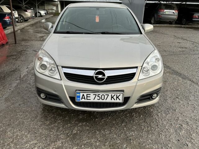 Серый Опель Вектра, объемом двигателя 0.22 л и пробегом 208 тыс. км за 5400 $, фото 1 на Automoto.ua