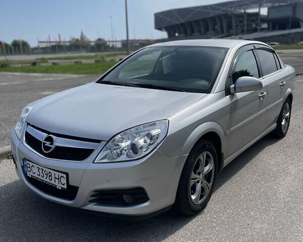 Серый Опель Вектра, объемом двигателя 2.2 л и пробегом 74 тыс. км за 6800 $, фото 1 на Automoto.ua