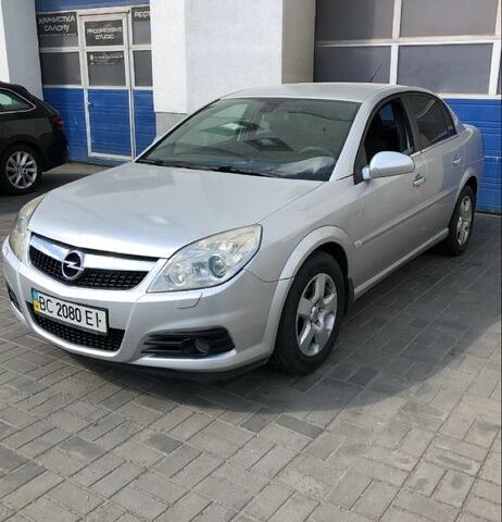 Серый Опель Вектра, объемом двигателя 2.2 л и пробегом 300 тыс. км за 4000 $, фото 1 на Automoto.ua