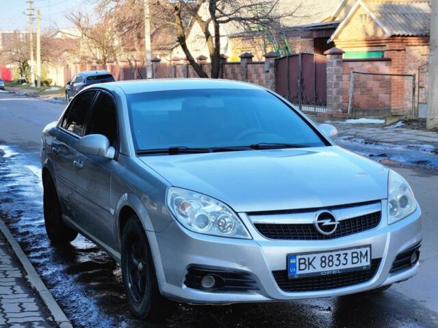 Сірий Опель Вектра, об'ємом двигуна 0 л та пробігом 365 тис. км за 3650 $, фото 1 на Automoto.ua