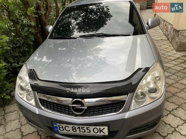 Серый Опель Вектра, объемом двигателя 0 л и пробегом 210 тыс. км за 6000 $, фото 1 на Automoto.ua