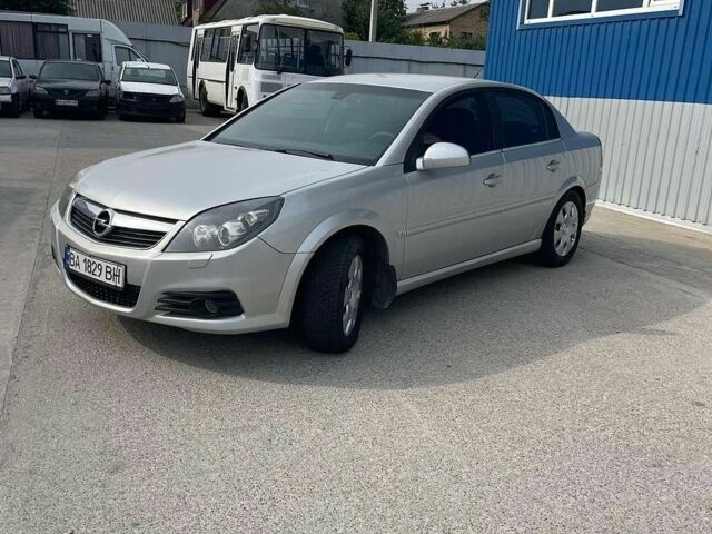 Серый Опель Вектра, объемом двигателя 2.2 л и пробегом 290 тыс. км за 4300 $, фото 1 на Automoto.ua