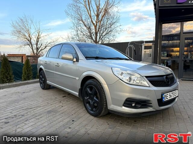 Сірий Опель Вектра, об'ємом двигуна 2.2 л та пробігом 270 тис. км за 5800 $, фото 1 на Automoto.ua