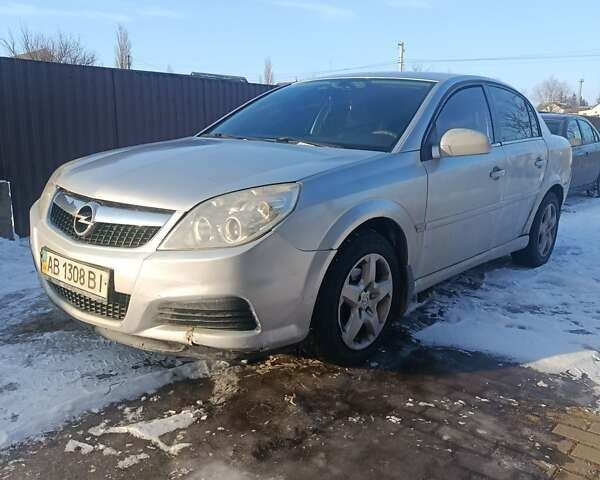 Сірий Опель Вектра, об'ємом двигуна 2.2 л та пробігом 404 тис. км за 2400 $, фото 1 на Automoto.ua