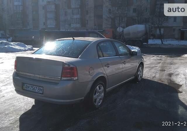 Серый Опель Вектра, объемом двигателя 2.2 л и пробегом 228 тыс. км за 4500 $, фото 1 на Automoto.ua