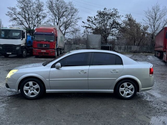 Серый Опель Вектра, объемом двигателя 2.2 л и пробегом 264 тыс. км за 5400 $, фото 1 на Automoto.ua