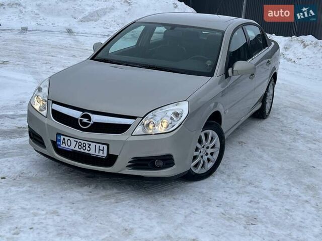 Серый Опель Вектра, объемом двигателя 2.2 л и пробегом 138 тыс. км за 6100 $, фото 1 на Automoto.ua