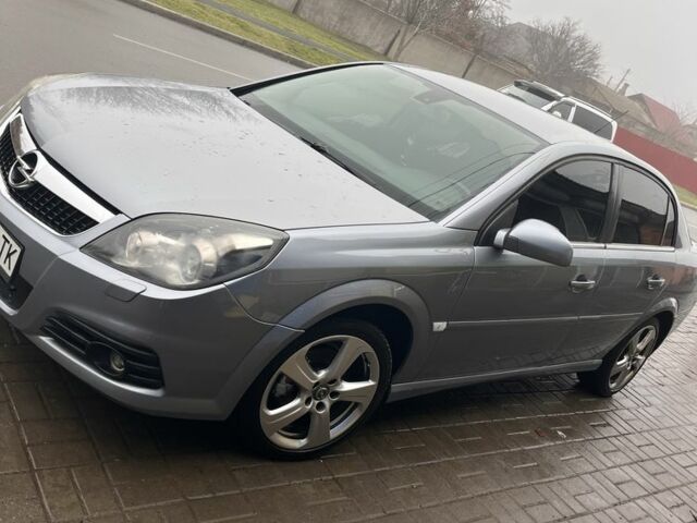 Серый Опель Вектра, объемом двигателя 2.2 л и пробегом 360 тыс. км за 6000 $, фото 1 на Automoto.ua