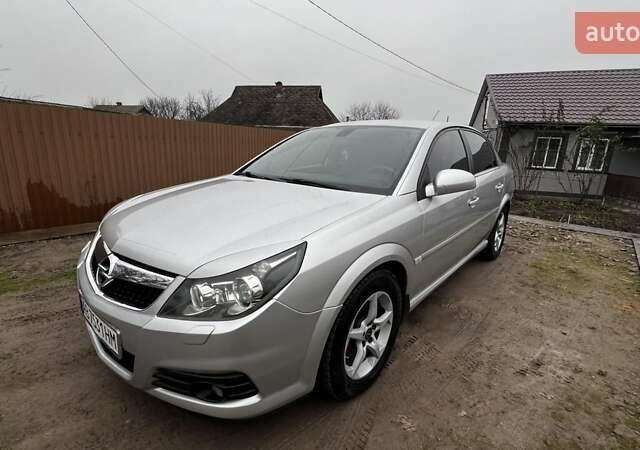 Серый Опель Вектра, объемом двигателя 2.2 л и пробегом 288 тыс. км за 4800 $, фото 1 на Automoto.ua