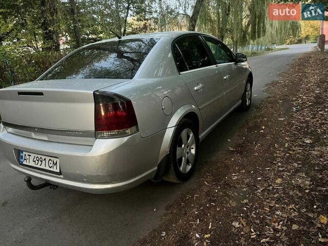 Сірий Опель Вектра, об'ємом двигуна 1.9 л та пробігом 359 тис. км за 4000 $, фото 1 на Automoto.ua