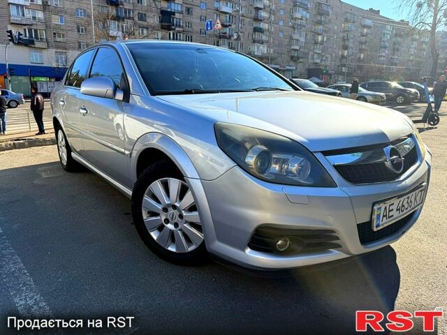 Сірий Опель Вектра, об'ємом двигуна 2.2 л та пробігом 222 тис. км за 5500 $, фото 1 на Automoto.ua