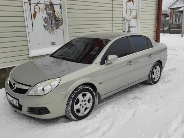 Серый Опель Вектра, объемом двигателя 1.9 л и пробегом 200 тыс. км за 4920 $, фото 1 на Automoto.ua