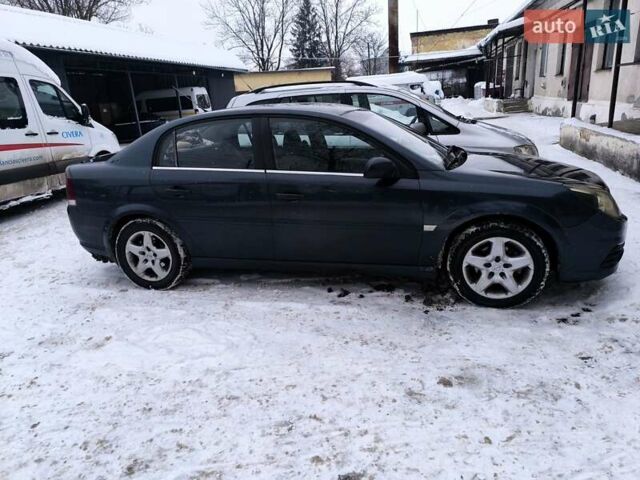 Серый Опель Вектра, объемом двигателя 2.2 л и пробегом 177 тыс. км за 4300 $, фото 1 на Automoto.ua