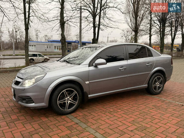 Сірий Опель Вектра, об'ємом двигуна 2.2 л та пробігом 188 тис. км за 5300 $, фото 1 на Automoto.ua